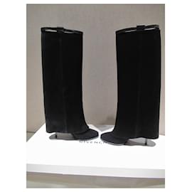 Givenchy-Givenchy black suede boots-Black