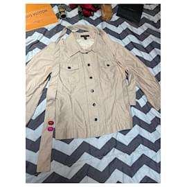 Louis Vuitton-Chaquetas-Beige