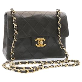 Chanel-CHANEL Matelasse Chain Flap Shoulder Bag Lamb Skin Black Gold CC Auth 24557a-Black,Golden