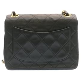 Chanel-CHANEL Bolso de hombro con solapa de cadena Matelasse de piel de cordero Negro CC Auth 25502EN-Negro