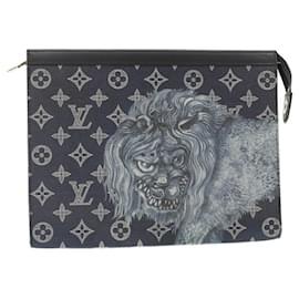 Louis Vuitton-LOUIS VUITTON Monogram Savanna Pochette Voyage ClutchBag Navy M66639 auth 29183A-Bleu Marine