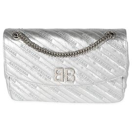 Bolsa Balenciaga de couro acolchoado com relevo Bb redondo grande com aba Balenciaga Cinza
