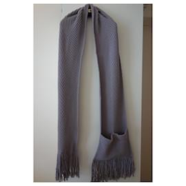 Louis Vuitton-Louis Vuitton XXL scarf large mauve cashmere wool like new-Lavender