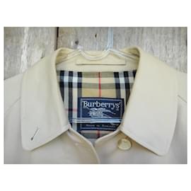 Burberry-Waterproof Burberry vintage size 38-Beige