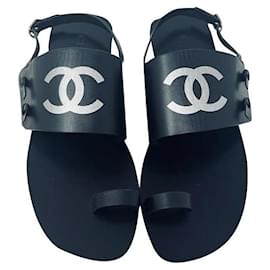 Chanel-Sandália Chanel em couro preto SIZE 37,5-Preto