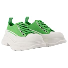 Alexander Mcqueen-Tread Sneakers in White/Silver Leather-Green