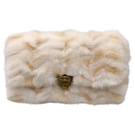 Marc Jacobs-Marc Jacobs Cream Rabbit Fur Clutch -White