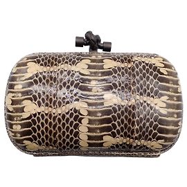 Bottega Veneta Knot Natürliche Lederclutch aus Pythonleder Braun