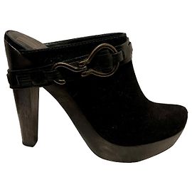 Diane Von Furstenberg DvF high heeled platform clogs in black Black