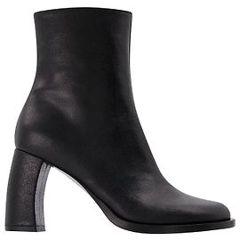 Ann Demeulemeester Lisa Ankle Boots em couro preto Preto