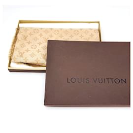 Louis Vuitton-Beige Monogram silk-Beige