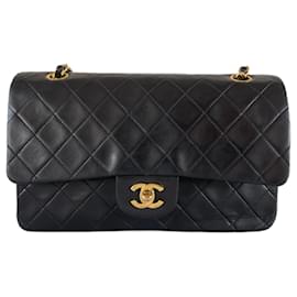 Chanel-Chanel classique rabat doublé en cuir d'agneau moyen matériel doré intemporel vintage noir-Noir