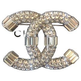 Autre Marque Broche de Chanel Plata