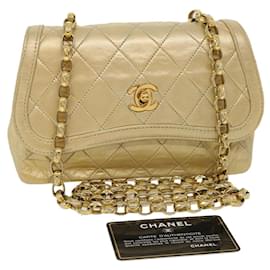 Chanel-CHANEL Matelasse Bolso de hombro con cadena y cierre giratorio Piel de cordero Oro CC Auth 31382EN-Dorado