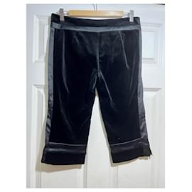 Diane Von Furstenberg-DvF Louis cropped velvet trousers, US size 6-Black