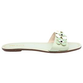 Prada Claquettes Plates Ornées de Fleurs Mint en Cuir Saffiano Vert Menthe Vert