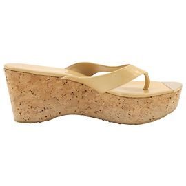 Sandalias de plataforma de corcho Jimmy Choo en charol beige Beige