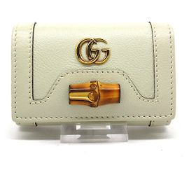 Gucci Diana Beige