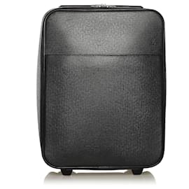 Louis Vuitton-Louis Vuitton Black Taiga Pegase -Black