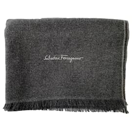 Salvatore Ferragamo-Pure cachemire grey stole-Dark grey