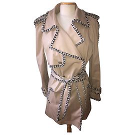 Gabardina Chanel Beige de Algodón Beige