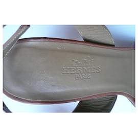 Hermès-HERMES Premiere sandals gold leather very good condition 35,5 IT-Caramel