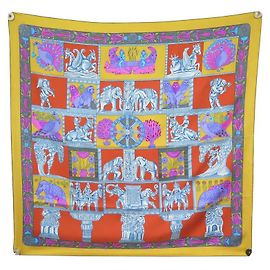 Hermès BUFANDA CUADRADA HERMES TORANA 90 CM ANNIE FAIVRE EN BUFANDA DE SEDA AMARILLA Amarillo