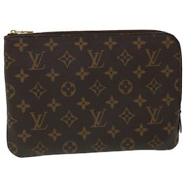 LOUIS VUITTON Monogram Etui Voyage PM Pochette M44500 Auth LV 31677A Autre