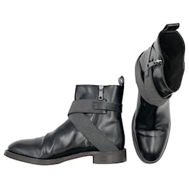 Brunello Cucinelli-Brunello Cucinelli ankle boots in black patent leather with Precious bead cross ankle trim-Black