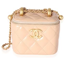 Chanel-Chanel Pink Quilted Lambskin Pearl Crush Mini Vanity Case -Pink