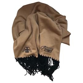 Chanel sciarpe Beige