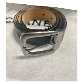 Cinto Chanel de couro e aço preto Preto Prata
