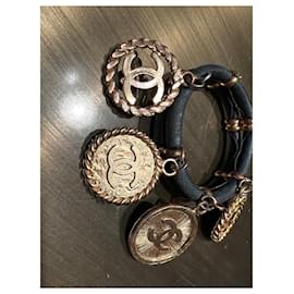 Chanel-Armbänder-Schwarz,Golden