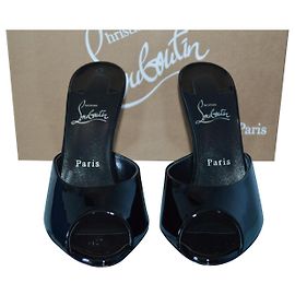 Christian Louboutin Io Dolly Nero