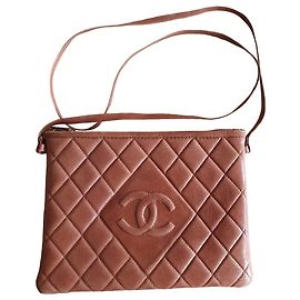 Vintage Chanel shoulder bag Dark brown
