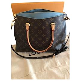Louis Vuitton-Louis Vuitton Pallas-Dark brown
