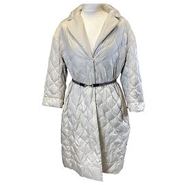 Max Mara The Cube SMaxMara reversible down jacket beige Beige