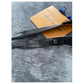 Louis Vuitton-Purses, wallets, cases-Black