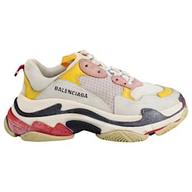 Balenciaga-Sneakers Triple S di Balenciaga in Pelle Pastello Multicolor-Multicolore