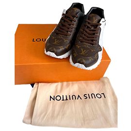 Louis Vuitton LV Run Away Trainers new Monogram