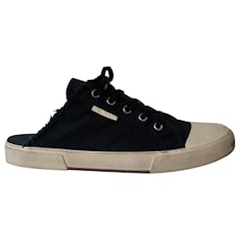 Balenciaga-Mules Sneaker desgastadas en algodón negro de Balenciaga-Negro