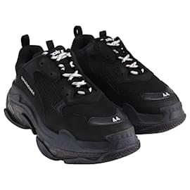 Balenciaga-Tênis Balenciaga Clear Sole Triple S em Poliéster Reciclado Preto-Preto