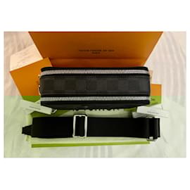 Louis Vuitton-Alpha graph gray-Grey