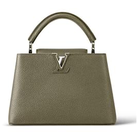 Louis Vuitton-LV Capucines BB nuovo verde kaki-Cachi