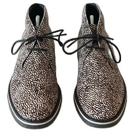 Botas desert Tod's de pelo de bezerro branco e preto Preto Branco