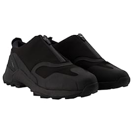 Y3-Y-3 Swift R3 Low Gtx Sneakers in Black Fabric-Black