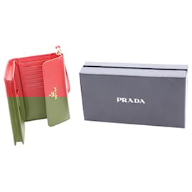Prada-Prada Saffiano Trifold Wallet in Pink Leather-Pink