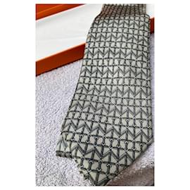 Hermès-Superb Hermès tie in box-Grey,Dark grey