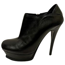 Yves Saint Laurent Iconic YSL Rive Gauche TripToo ankle boots Black