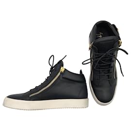 Giuseppe Zanotti-Giuseppe Zanotti sneakers high top in black leather-Black